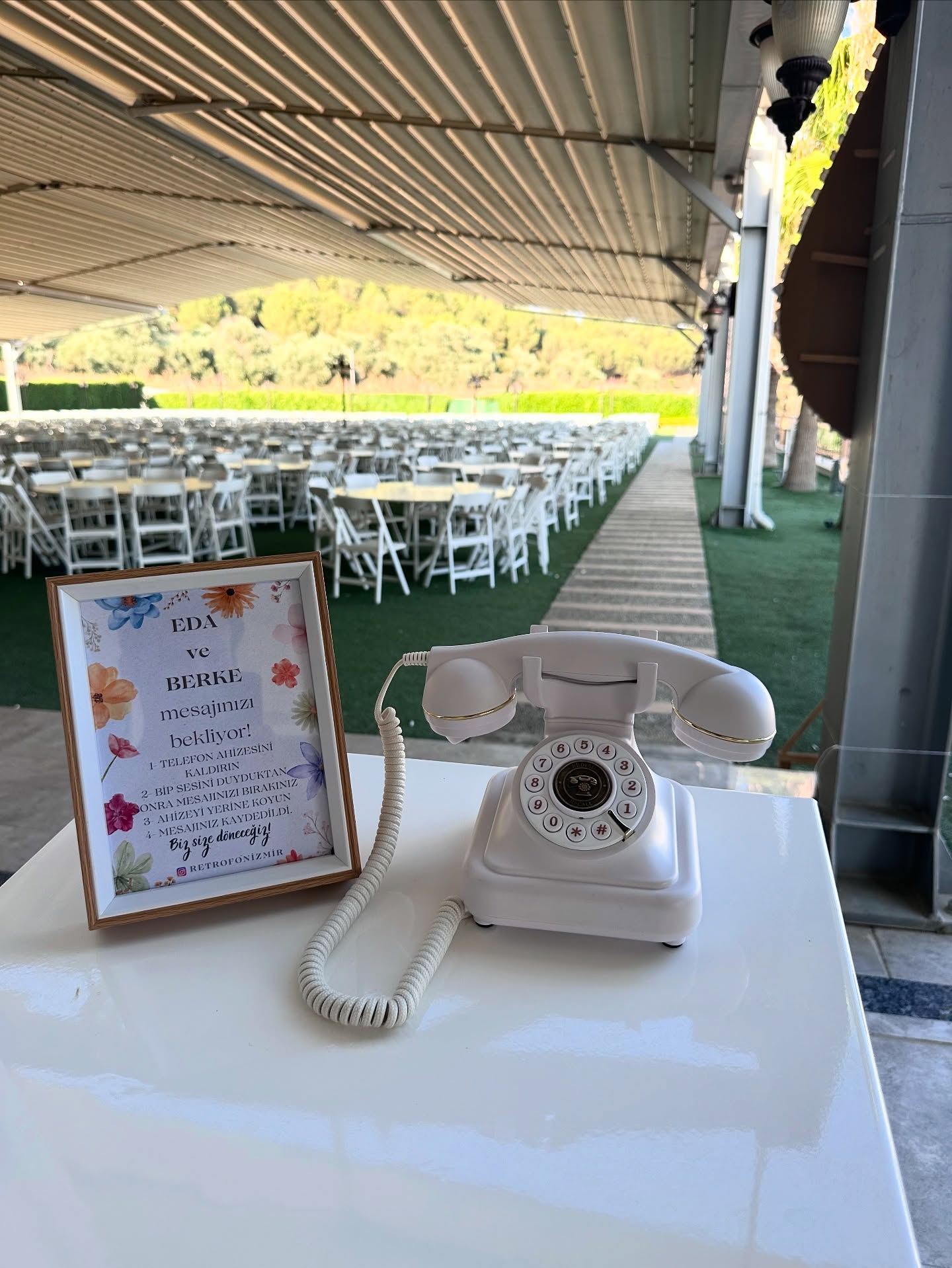 Eda & Berke
Gizem & Vahit
Anılar ölümsüzleşmeye devam ediyor...
•
•
#düğün #organizasyon #organizasyonmalzemeleri #anılarınısakla #nişan #dogumgunukonsepti #seslitelefon #anıtelefonu