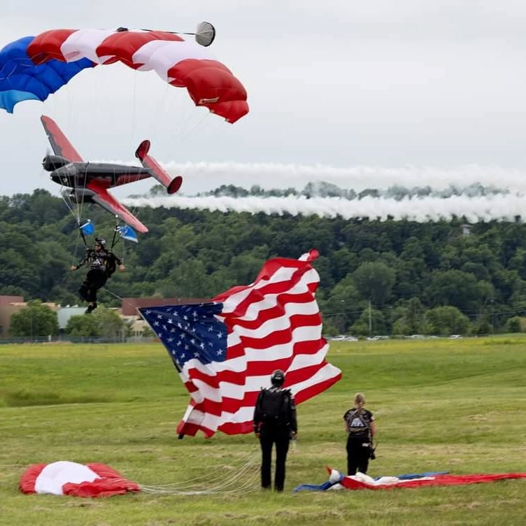 Our offices will be closed for our summer vacation July 4th -14th. Happy summer everyone! #loveskydiving #freeflying #skydive #parachute #skydivecity #skydivers #skydivinglovers #skydivingtoday #loveskydiving #skydivingrocks #skydivingpics #wings #wingscontaitner #sunrisemanufacturing #skydivewings #sunrise #flywings #skydiving