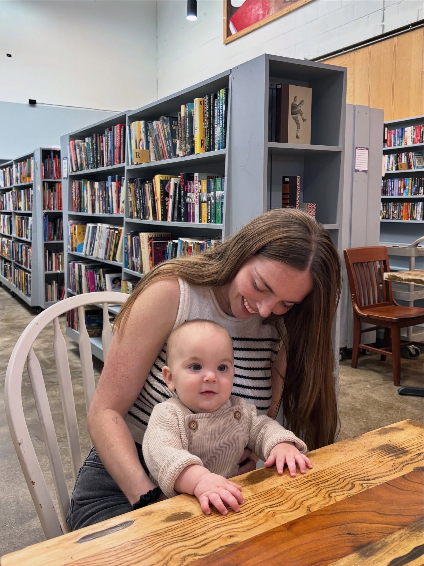 Happy Mother’s Day from all of us at Julia’s Café & Books 💐
Today we’re celebrating all the moms, mother figures, and caregivers who fill our lives with comfort, love, and a good story to share 💛
Whether you’re spending the day over coffee, books, or quality time together, we’re so grateful to be part of your memories. 📚☕