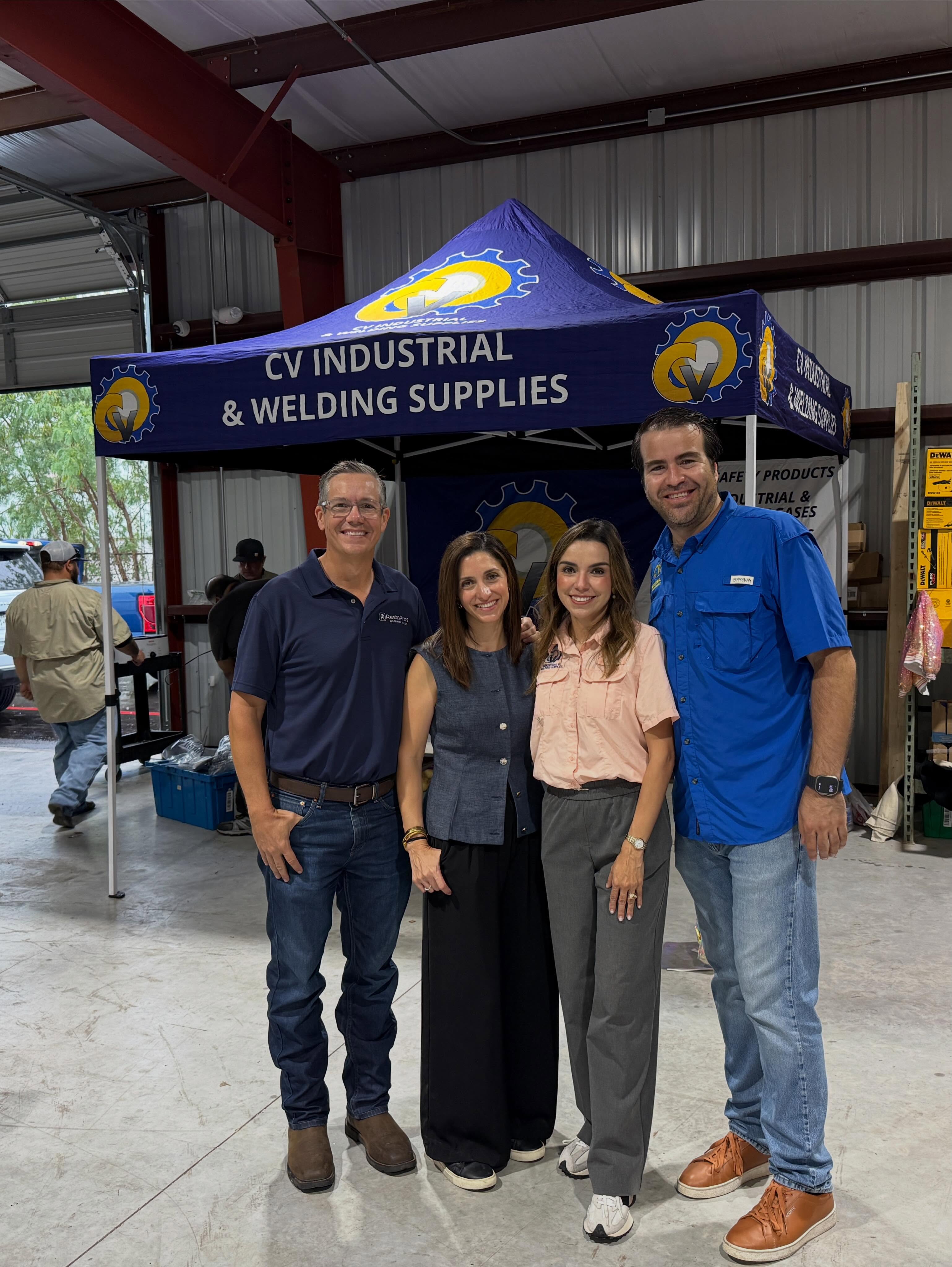 What an incredible day.
We want to sincerely thank everyone who joined us for the Grand Opening of our new CV Industrial & Welding Supply location in Brownsville.
This project represents months of hard work, planning, and commitment, and seeing the support from our customers, partners, friends, and community made it all worth it.
Thank you for being part of this important milestone for our company. We’re excited for everything ahead and look forward to continuing to serve the Brownsville area.
Qué gran día vivimos.
Queremos agradecer sinceramente a todas las personas que nos acompañaron en la Gran Apertura de nuestra nueva sucursal de CV Industrial & Welding Supply en Brownsville.
Este proyecto representa meses de trabajo, planeación y esfuerzo, y ver el apoyo de nuestros clientes, socios, amigos y comunidad hizo que todo valiera la pena.
por ser parte de este momento tan importante para nuestra empresa. Estamos muy emocionados por lo que viene y listos para seguir sirviendo a la comunidad de Brownsville.